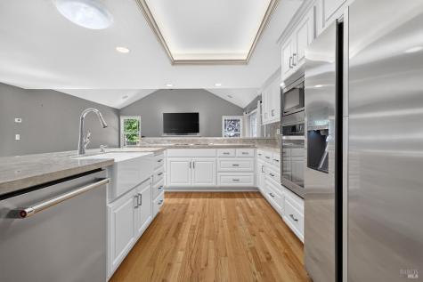 4795 Hillsboro Circle Santa Rosa CA 95405