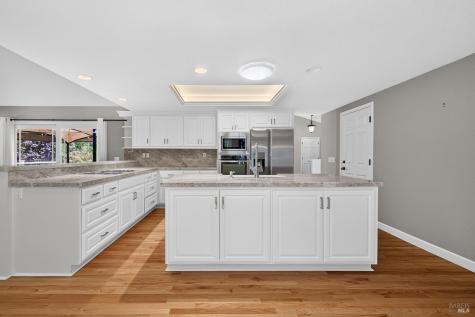 4795 Hillsboro Circle Santa Rosa CA 95405