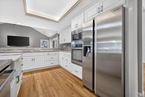4795 Hillsboro Circle Santa Rosa CA 95405