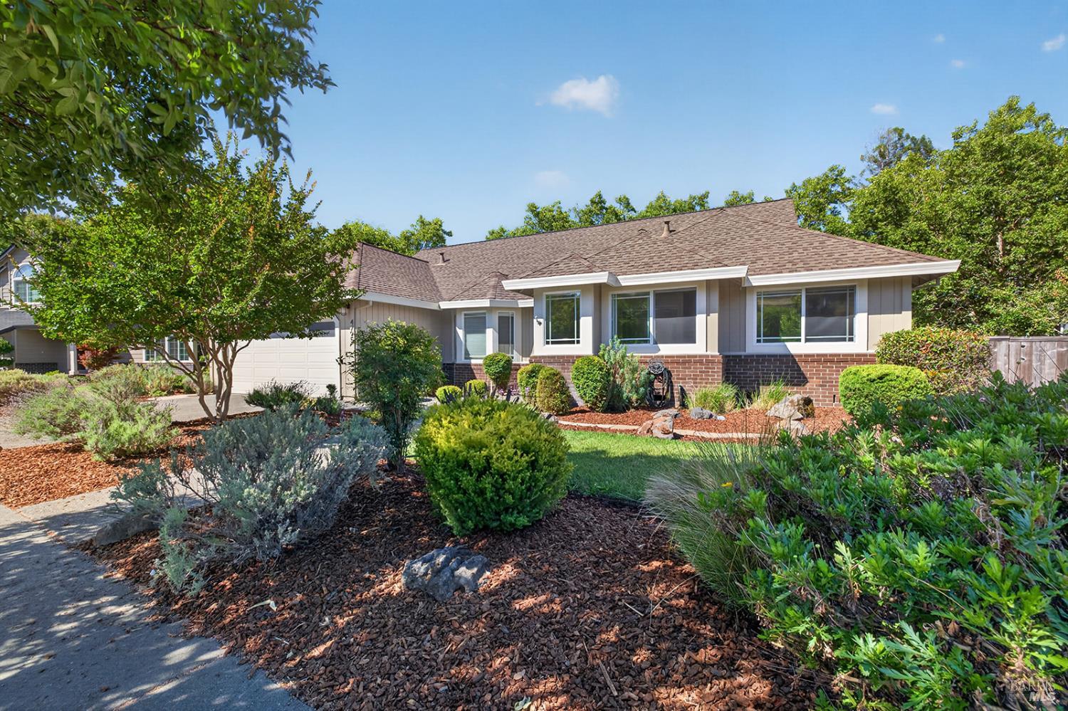 4795 Hillsboro Circle Santa Rosa CA 95405