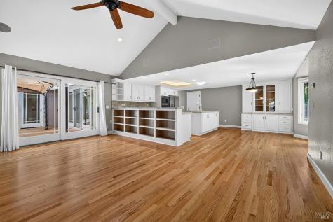 4795 Hillsboro Circle Santa Rosa CA 95405