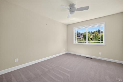 4795 Hillsboro Circle Santa Rosa CA 95405