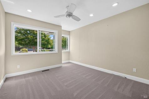 4795 Hillsboro Circle Santa Rosa CA 95405