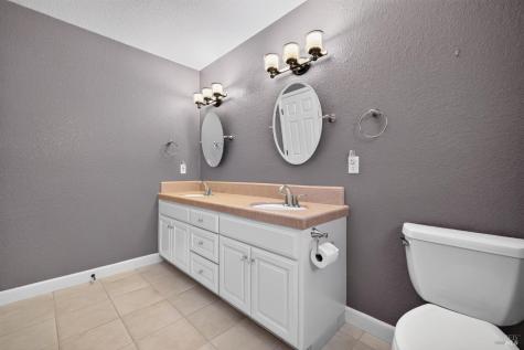 4795 Hillsboro Circle Santa Rosa CA 95405