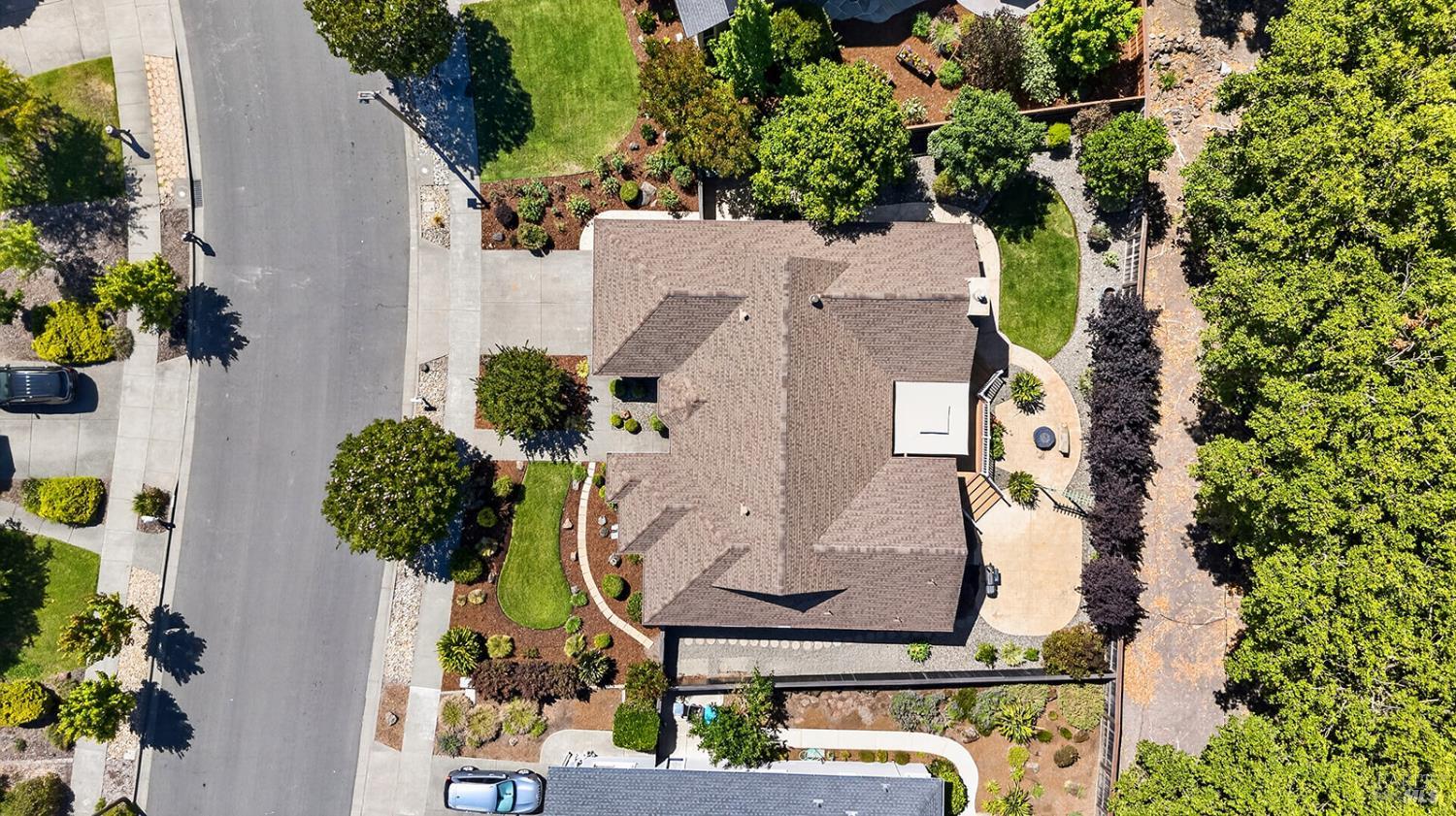 4795 Hillsboro Circle Santa Rosa CA 95405