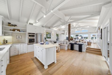 131 Dipsea Road Stinson Beach CA 94970