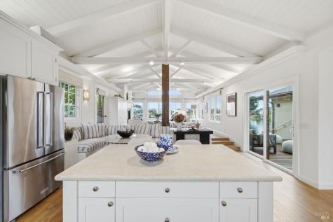 131 Dipsea Road Stinson Beach CA 94970