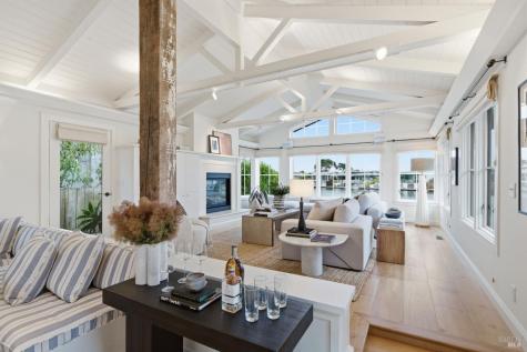 131 Dipsea Road Stinson Beach CA 94970