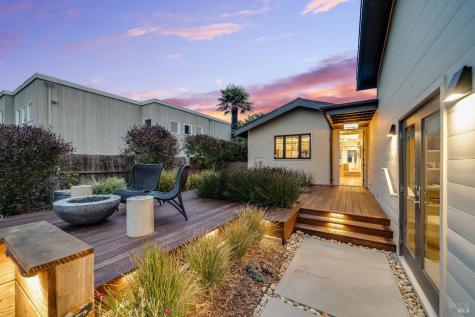 131 Dipsea Road Stinson Beach CA 94970