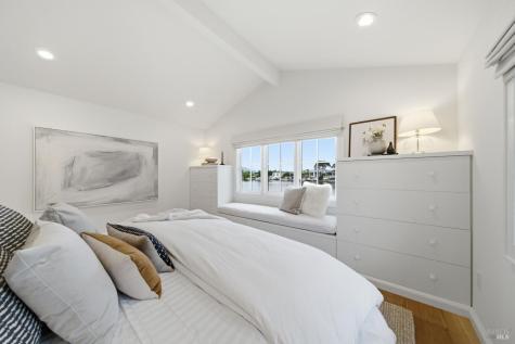 131 Dipsea Road Stinson Beach CA 94970