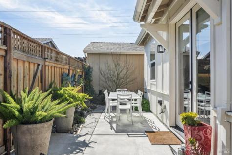 12 Cottage Lane Novato CA 94949