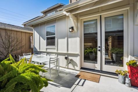 12 Cottage Lane Novato CA 94949