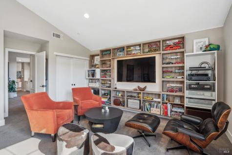12 Cottage Lane Novato CA 94949
