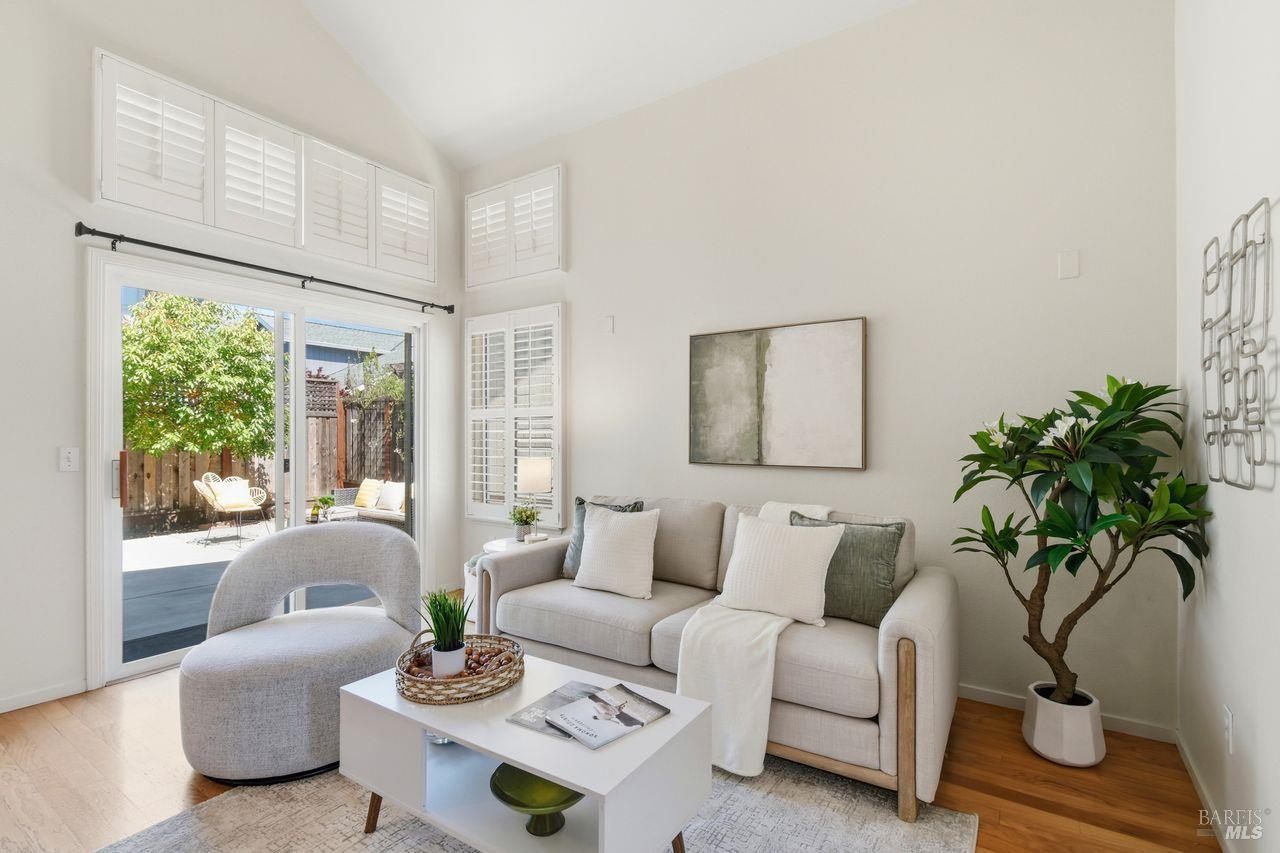 1439 Grey Hawk Way Santa Rosa CA 95409