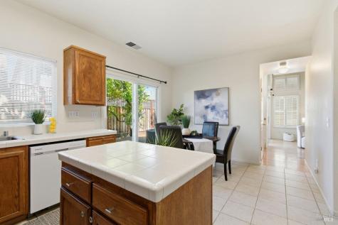 1439 Grey Hawk Way Santa Rosa CA 95409