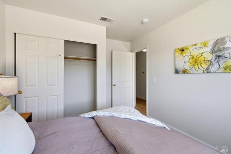 1439 Grey Hawk Way Santa Rosa CA 95409