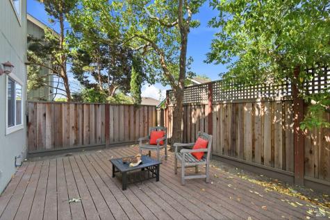 1439 Grey Hawk Way Santa Rosa CA 95409