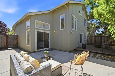 1439 Grey Hawk Way Santa Rosa CA 95409