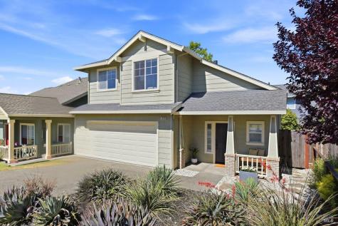 1439 Grey Hawk Way Santa Rosa CA 95409