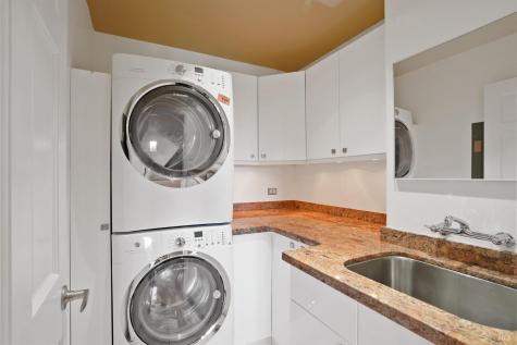 10 Shari Court Novato CA 94947