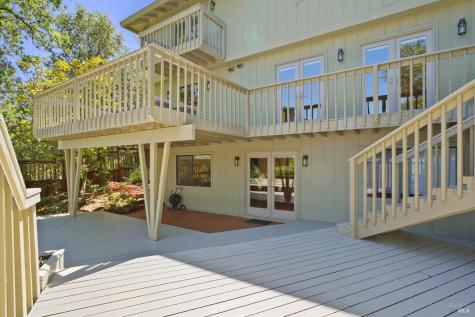 10 Shari Court Novato CA 94947