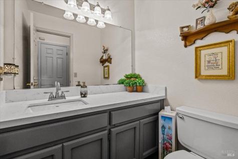 1975 Seville Street Santa Rosa CA 95403