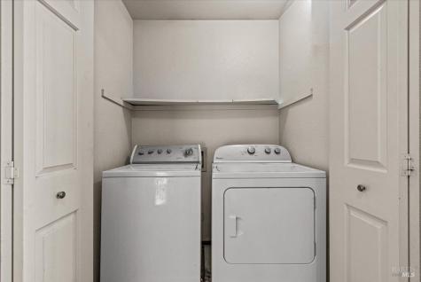 1975 Seville Street Santa Rosa CA 95403