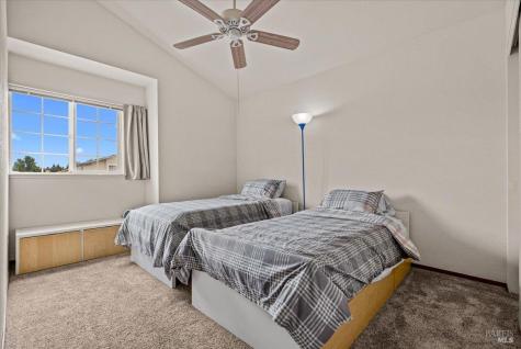 1975 Seville Street Santa Rosa CA 95403