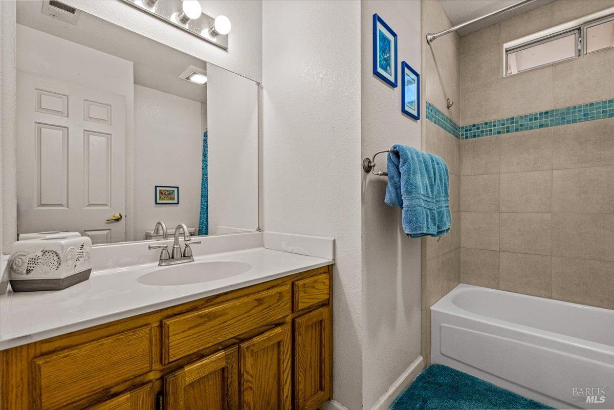 1975 Seville Street Santa Rosa CA 95403
