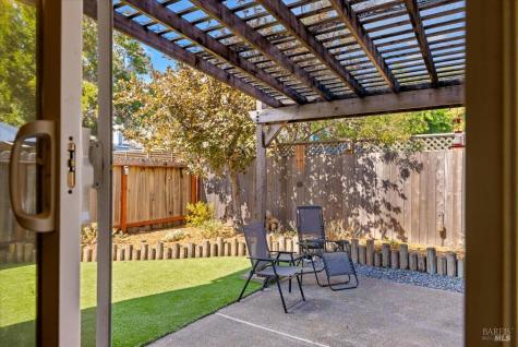 1975 Seville Street Santa Rosa CA 95403