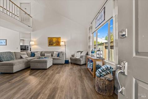 1975 Seville Street Santa Rosa CA 95403