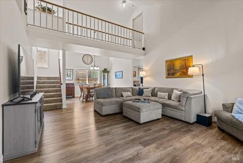 1975 Seville Street Santa Rosa CA 95403