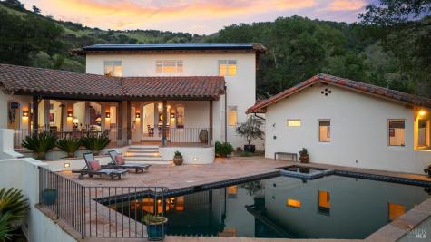 10000 Courtney Drive Kenwood CA 95452