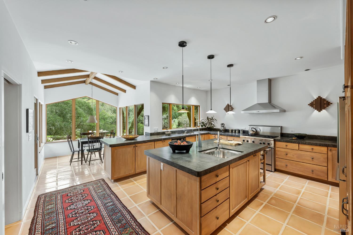 10000 Courtney Drive Kenwood CA 95452