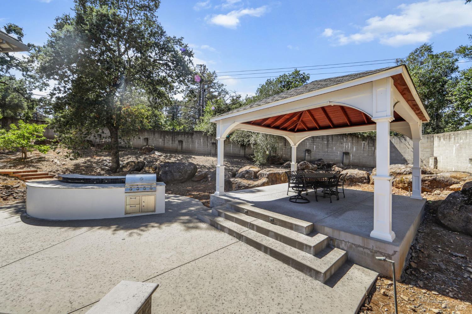 144 Yulupa Circle Santa Rosa CA 95405