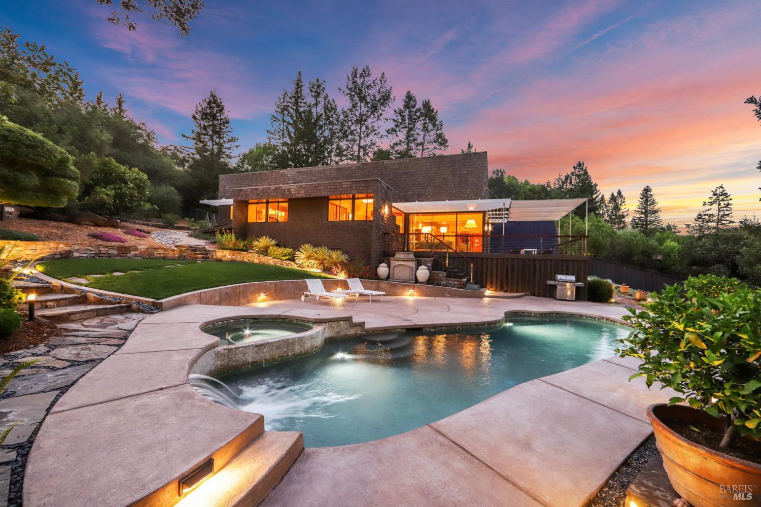 1408 Quail Court Santa Rosa CA 95404