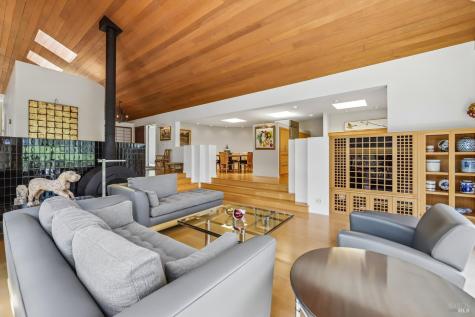 1408 Quail Court Santa Rosa CA 95404