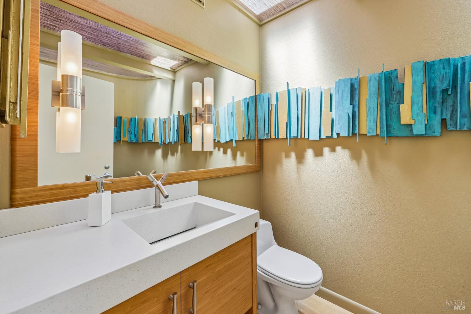 1408 Quail Court Santa Rosa CA 95404