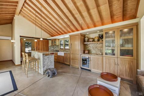 1408 Quail Court Santa Rosa CA 95404