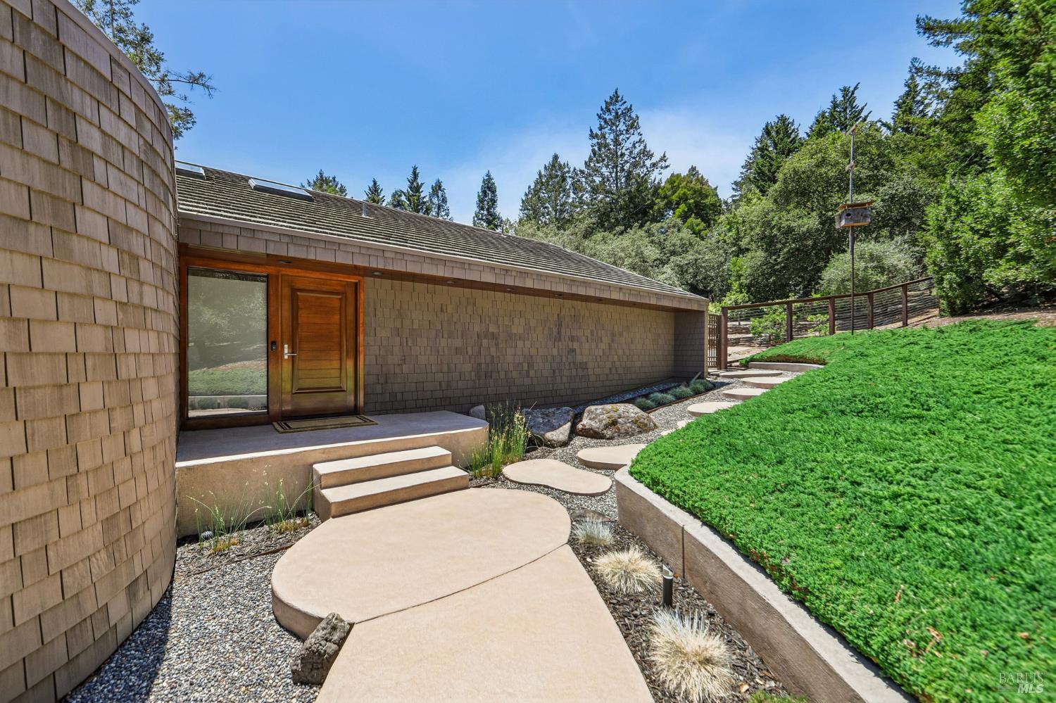1408 Quail Court Santa Rosa CA 95404