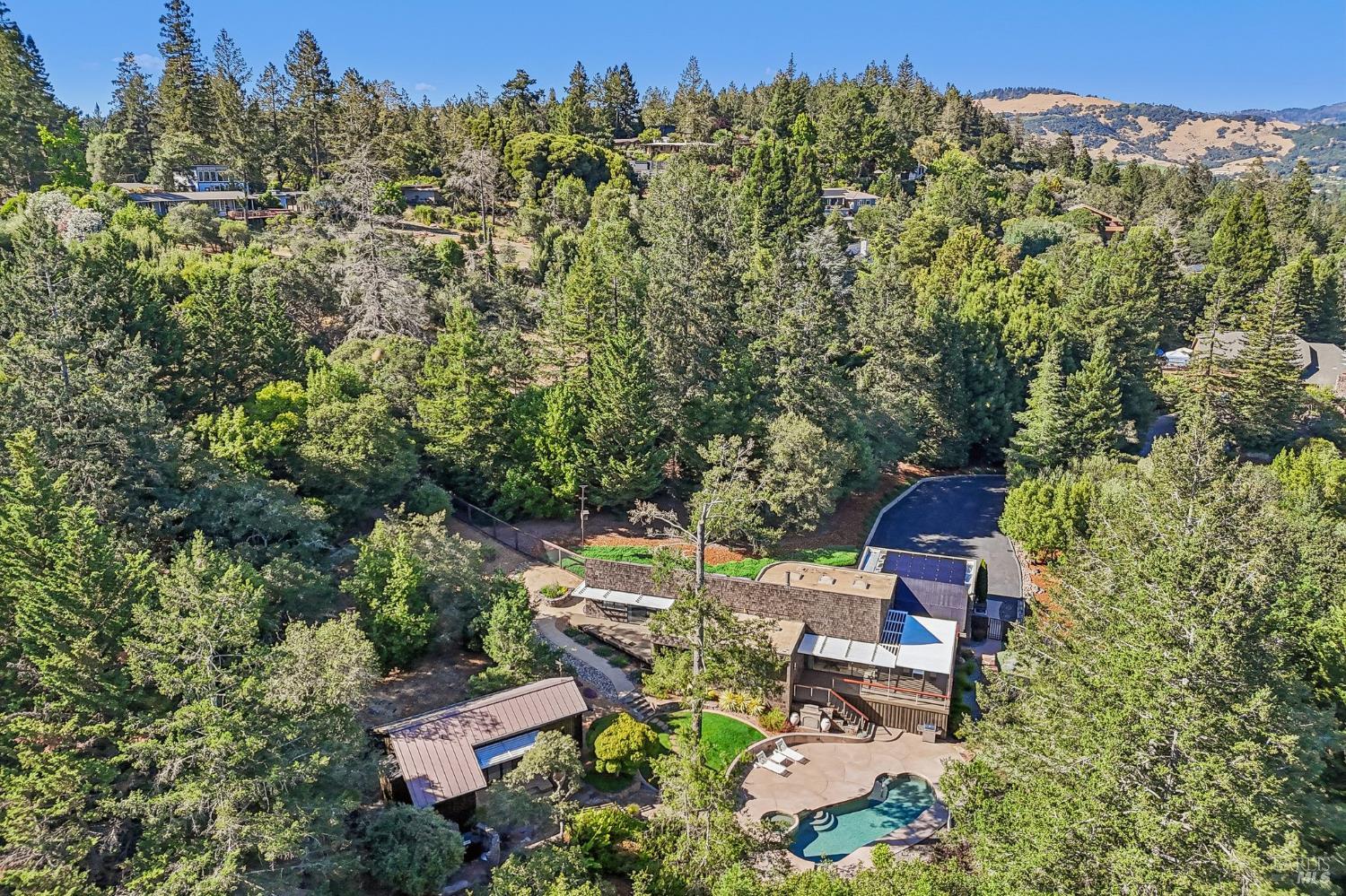 1408 Quail Court Santa Rosa CA 95404