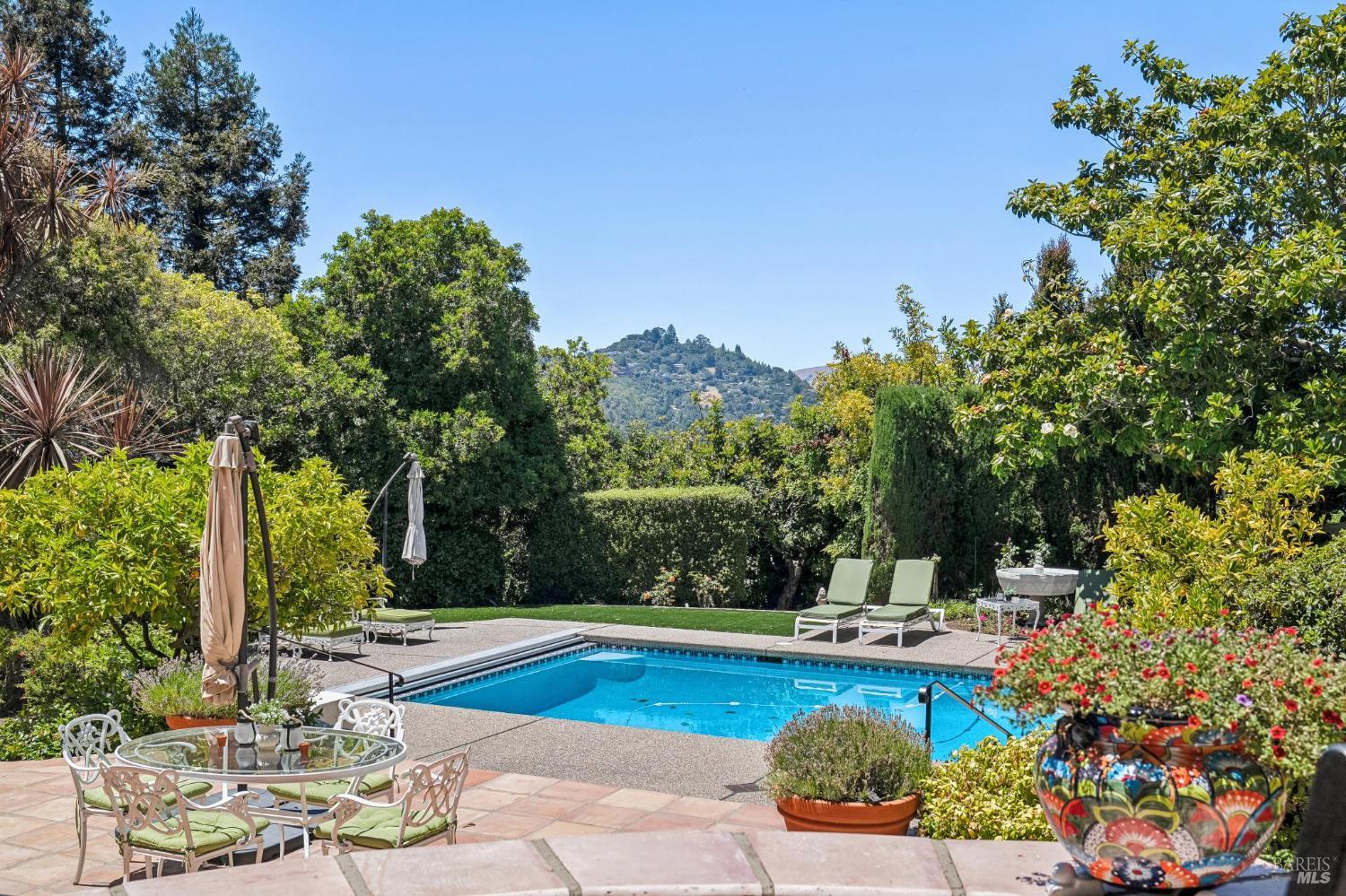 133 Deer Park Avenue San Rafael CA 94901