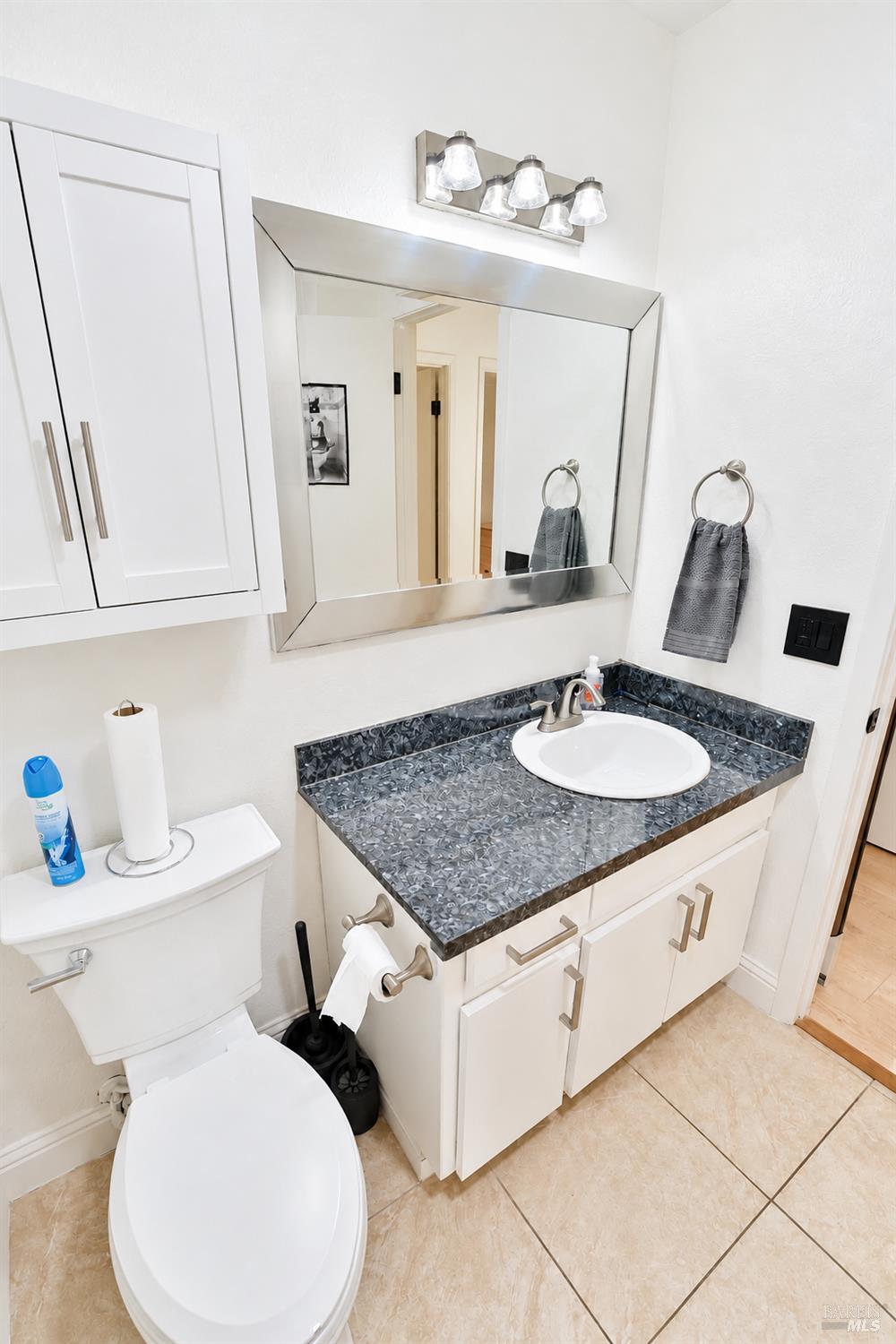 467 Harper Court Windsor CA 95492