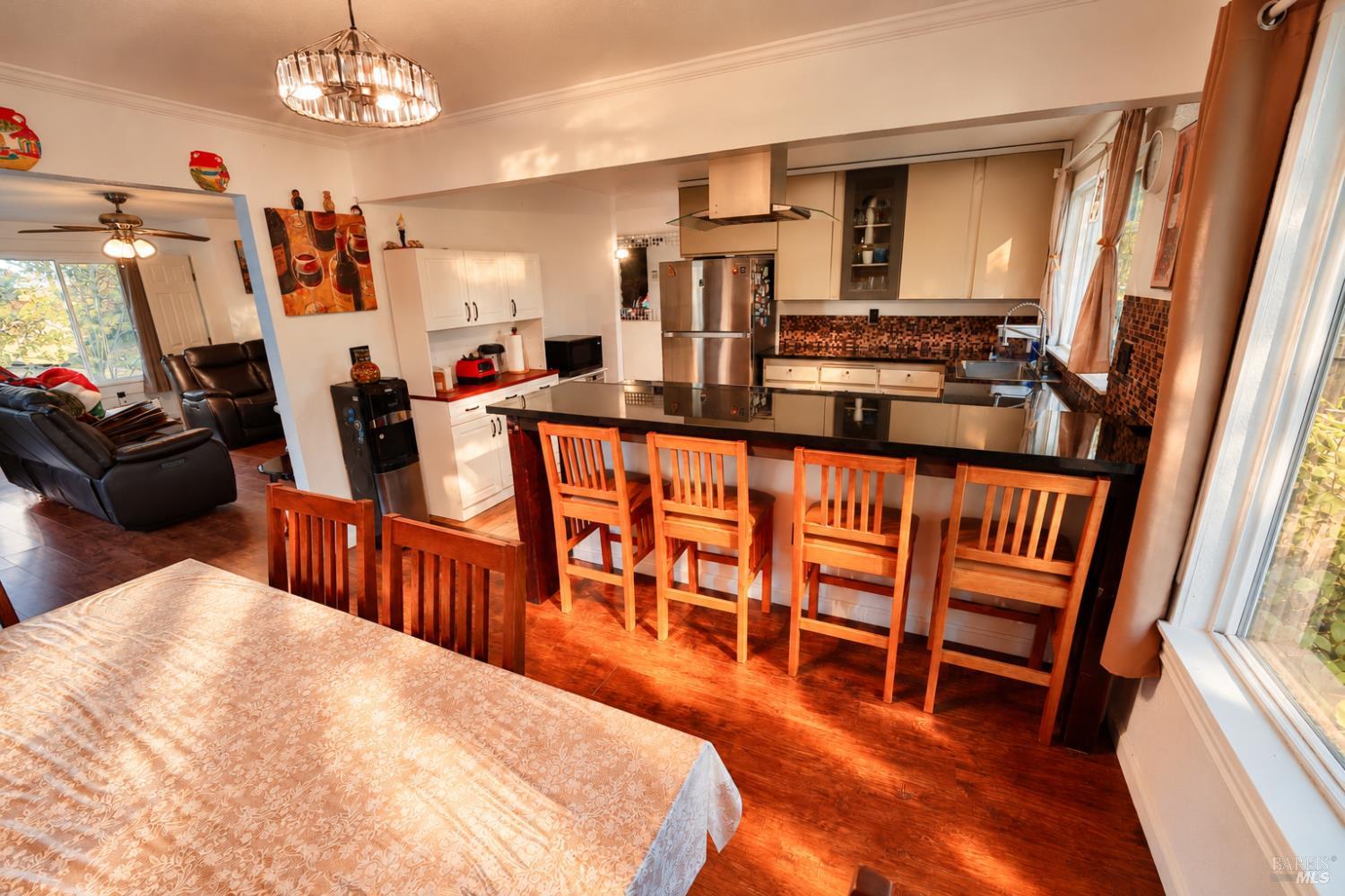 467 Harper Court Windsor CA 95492