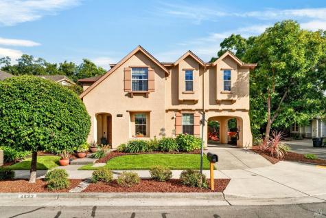 4622 Summerhays Place Santa Rosa CA 95405