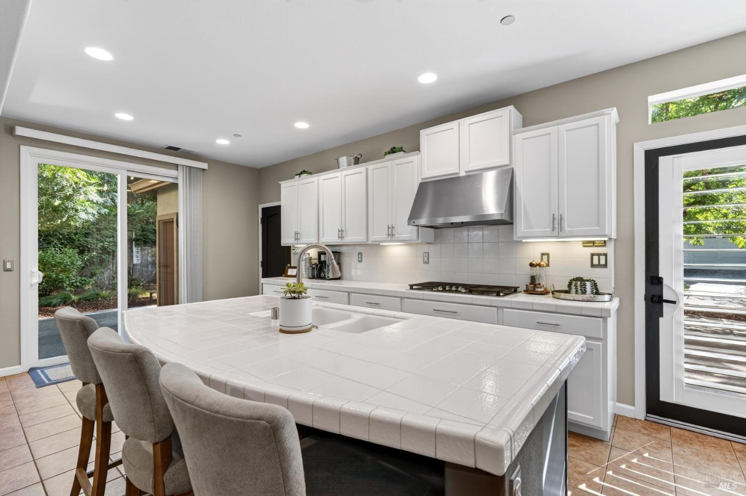 4622 Summerhays Place Santa Rosa CA 95405