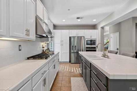 4622 Summerhays Place Santa Rosa CA 95405