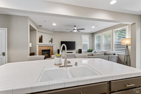 4622 Summerhays Place Santa Rosa CA 95405