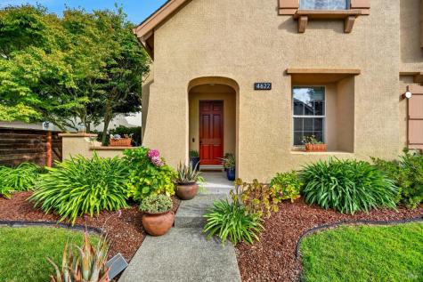 4622 Summerhays Place Santa Rosa CA 95405