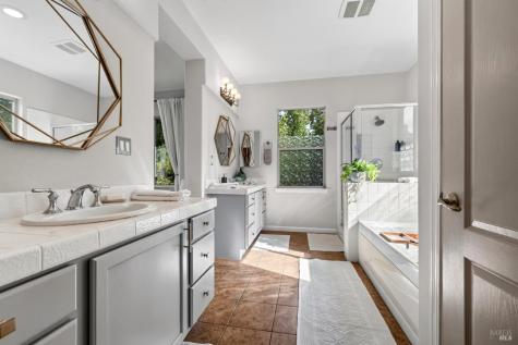 4622 Summerhays Place Santa Rosa CA 95405
